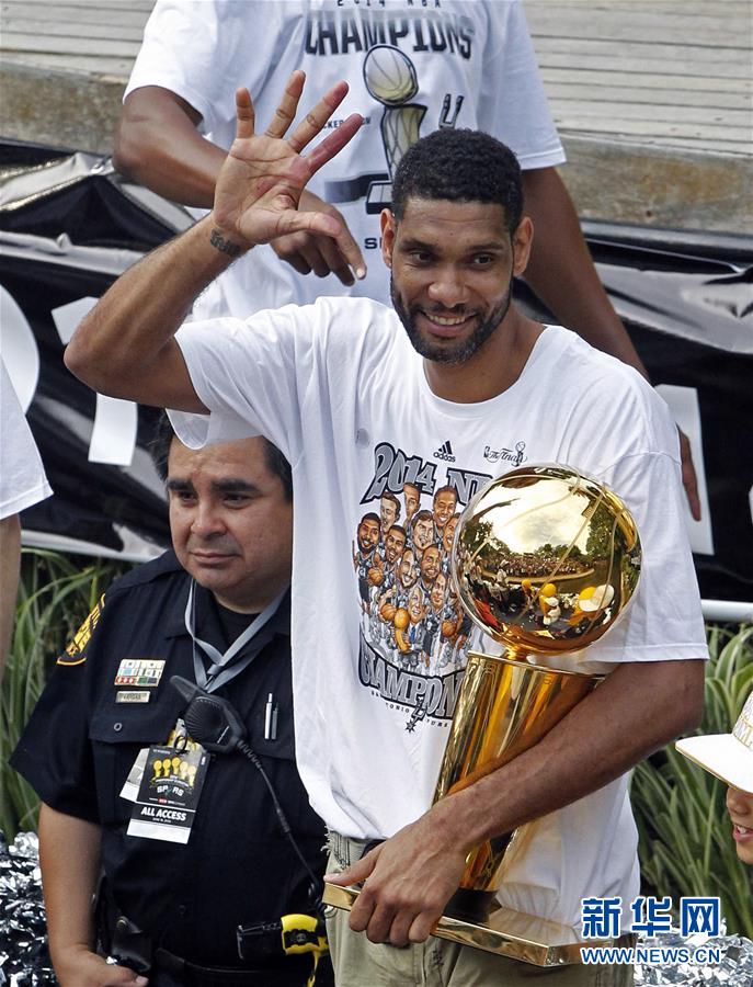 她在正手进 她在正手进