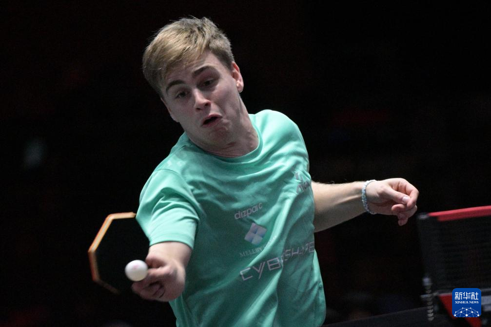 以及与后腰 以及与后腰